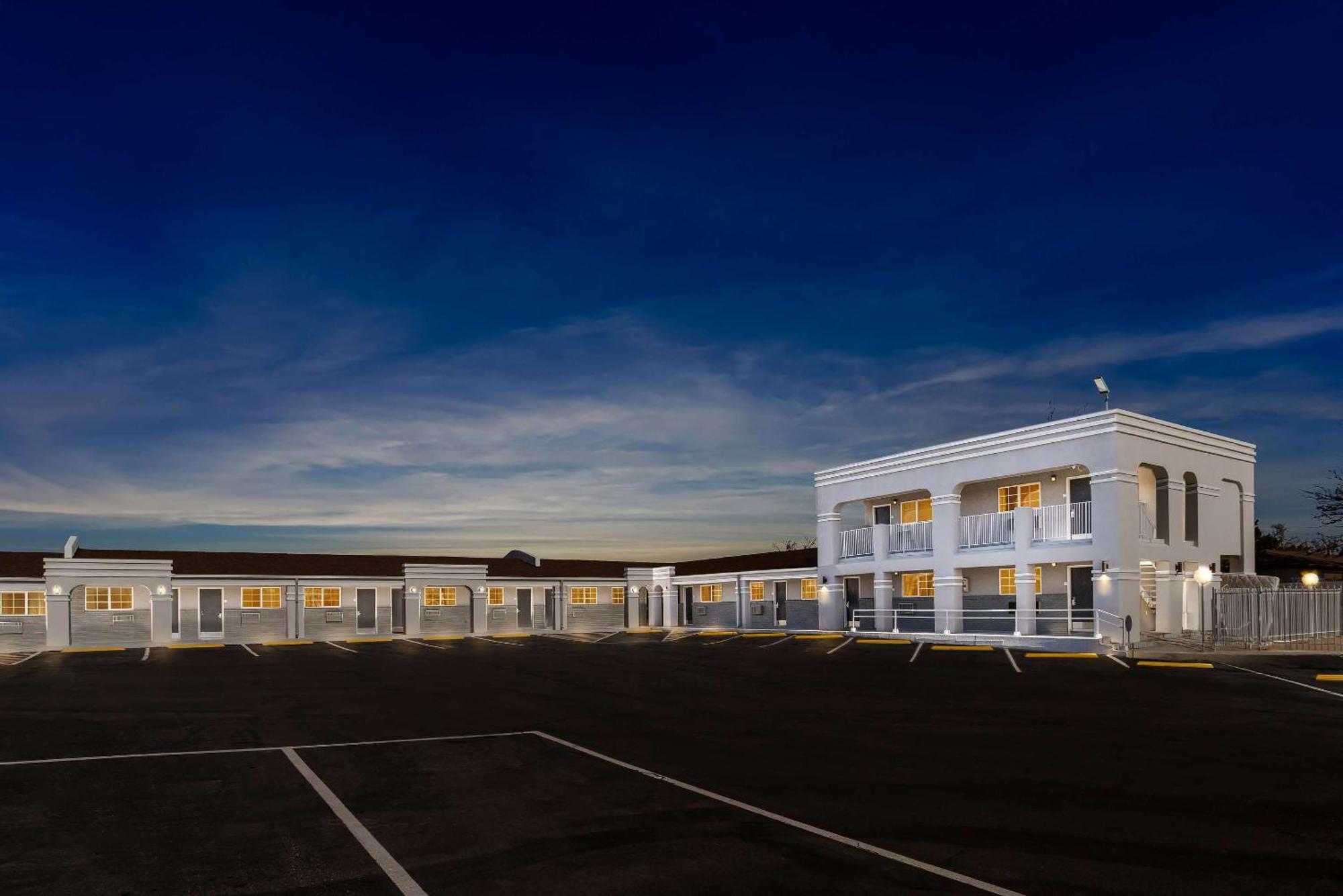 Econo Lodge Inn & Suites Santa Rosa Eksteriør bilde